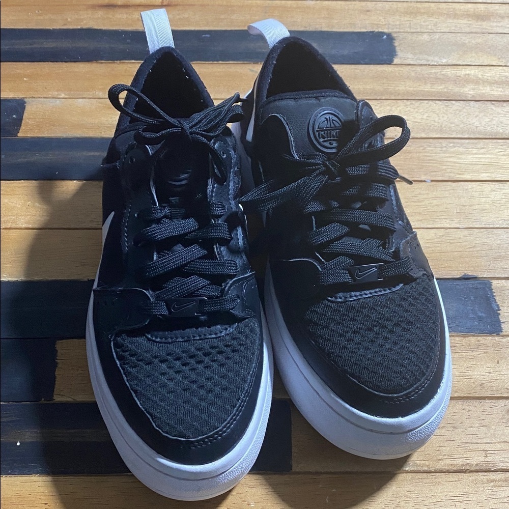 Nike Womens Court Vision Alta Black Casual Shoes Sneakers Size 6.5 Q-11